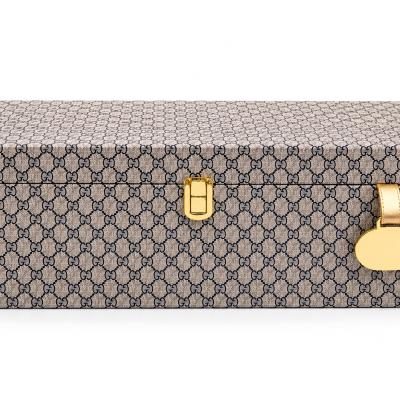 THE MOSAIC VANITY CASE