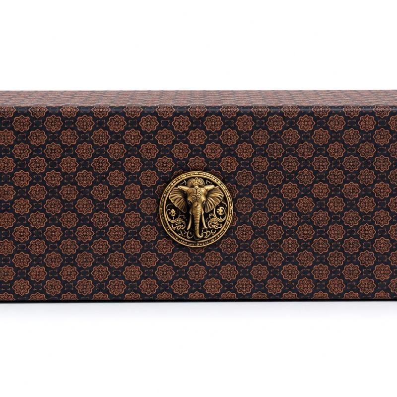 THE MOSAIC VANITY CASE