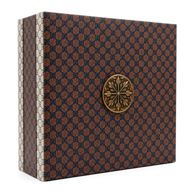 THE MOSAIC VANITY CASE