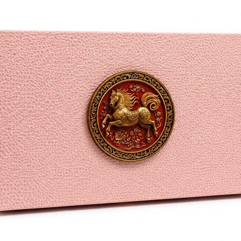 THE PINKY CREST