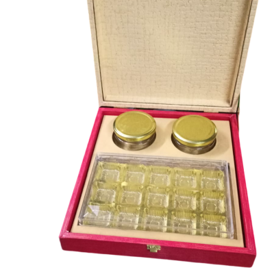 GIFT BOX