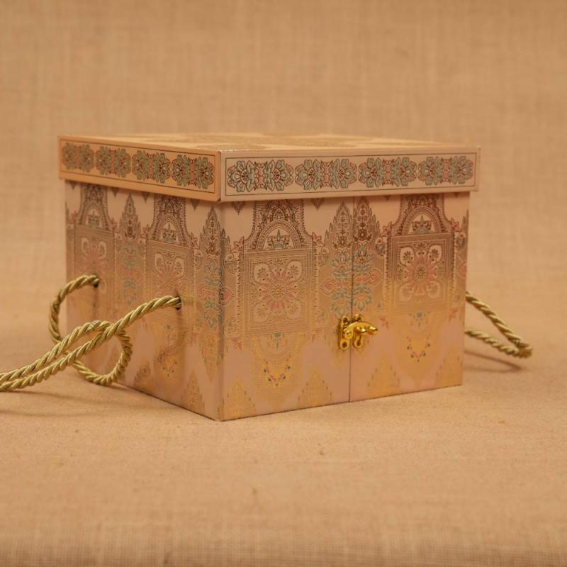 4 Jar & Cavity With Handle