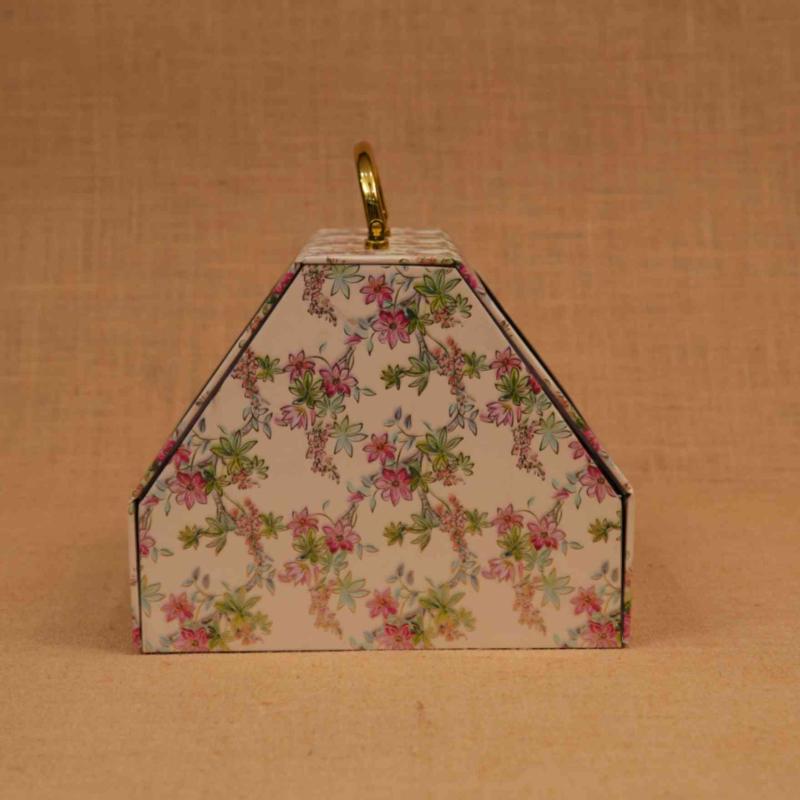 Taper Capa Window Box