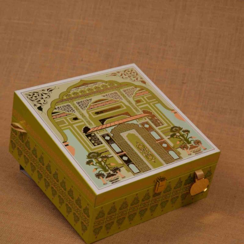 Taper Premium Box